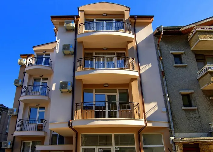 House With Garden 호텔 포마리 사진